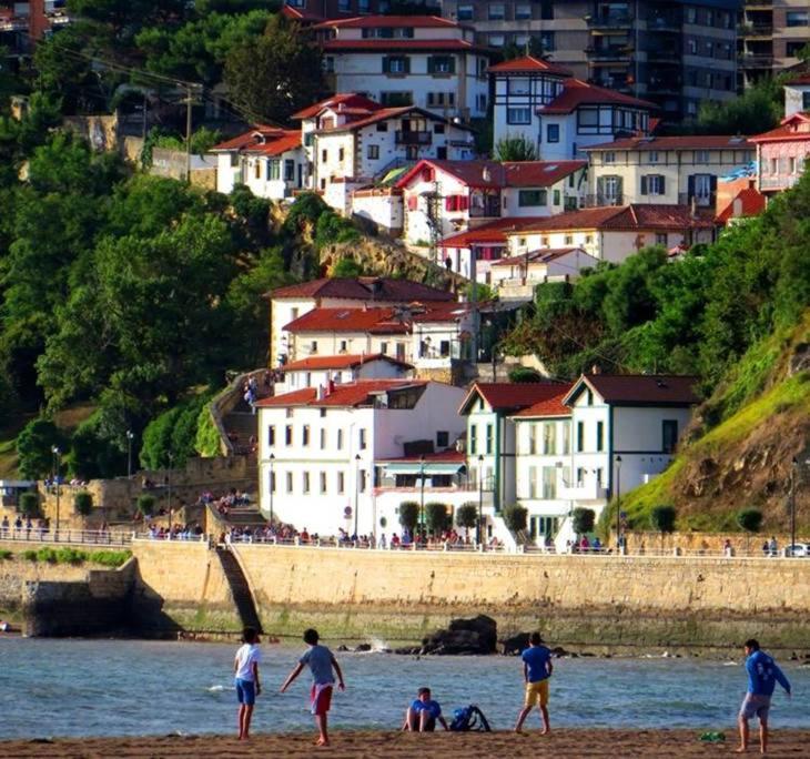 Hotel Neguri Getxo Exterior photo